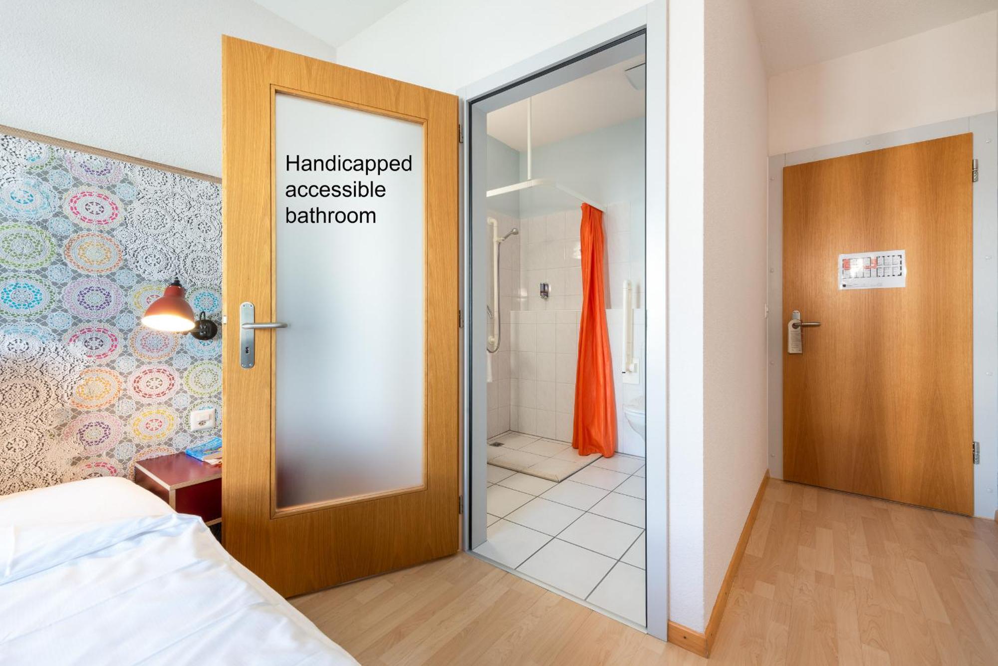 Baeren Self Check-In Hotel Solothurn Ruang foto