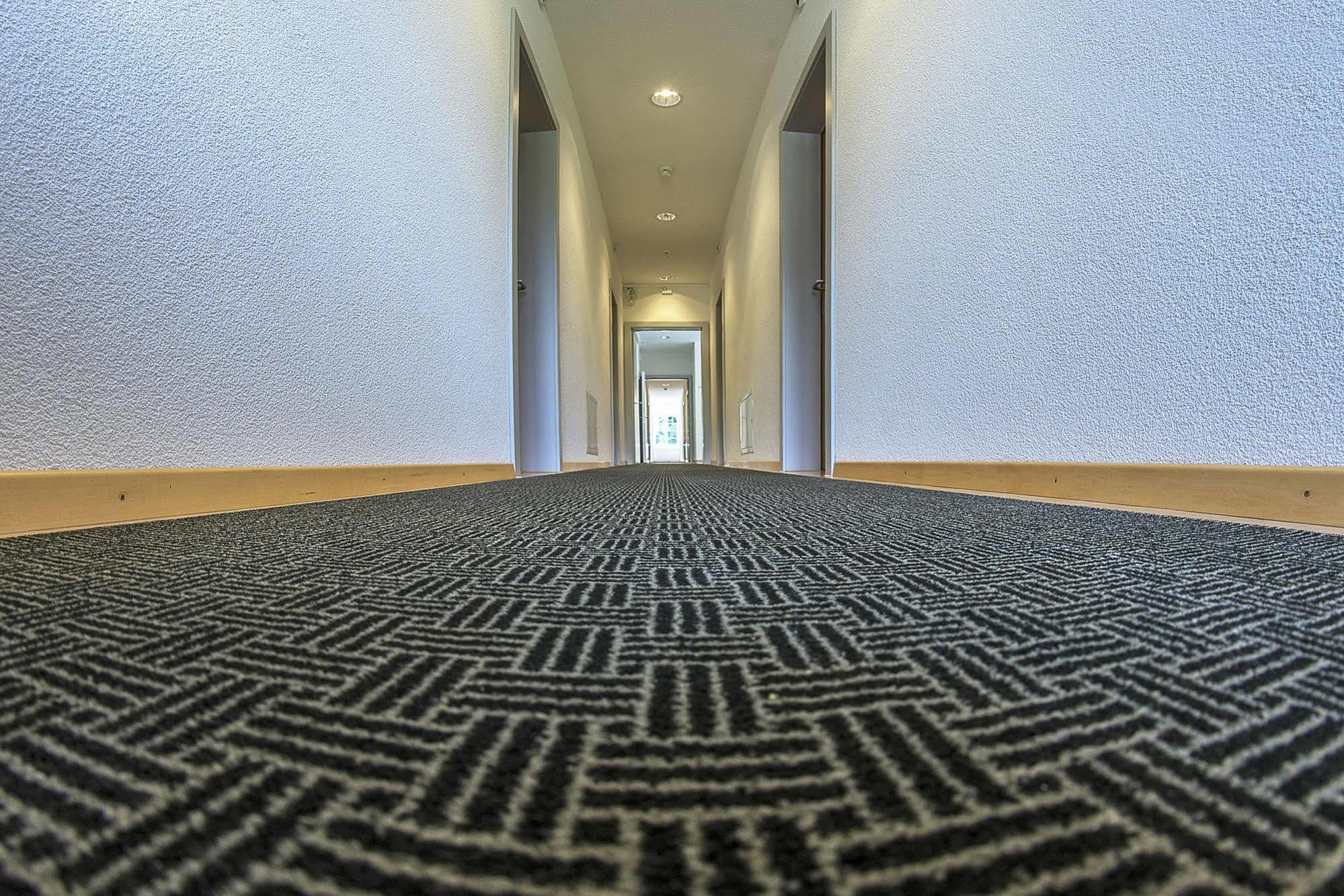Baeren Self Check-In Hotel Solothurn Bagian luar foto